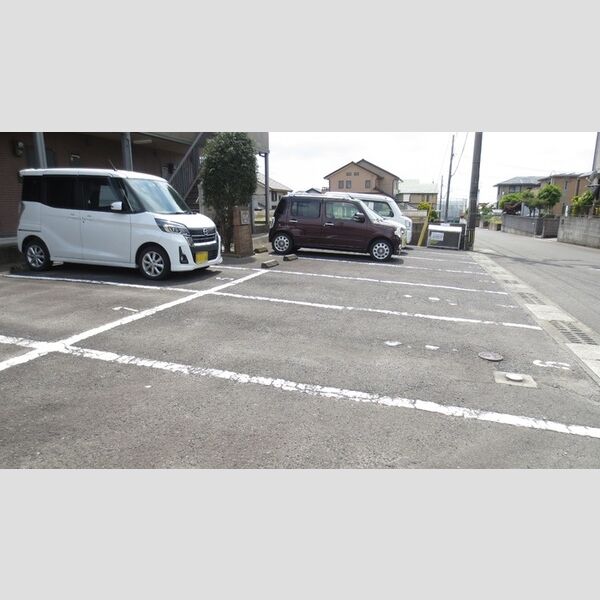 駐車場 (駐車場)