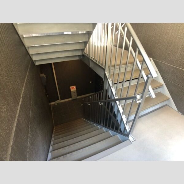 現地周辺 (階段)