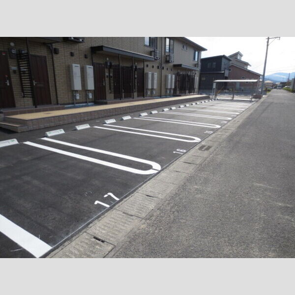 駐車場 (駐車場)