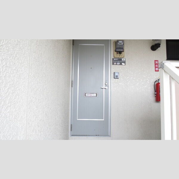 エントランス (201　エントラス)