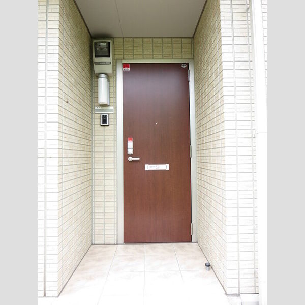 エントランス (201　エントラス)