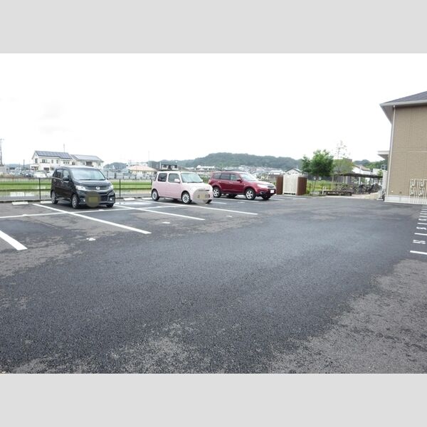 駐車場 (駐車場)