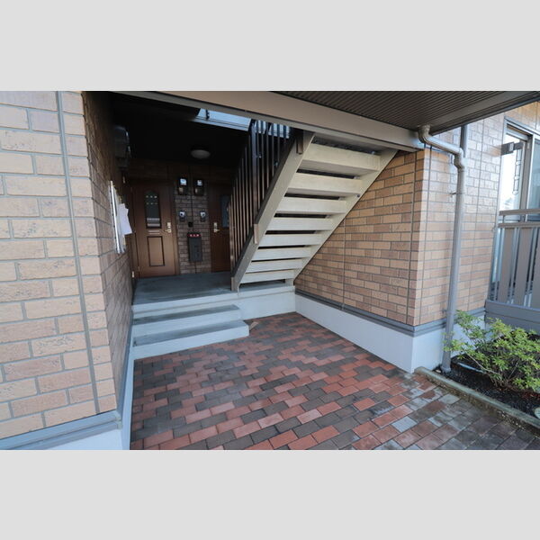 現地周辺 (ロビー)