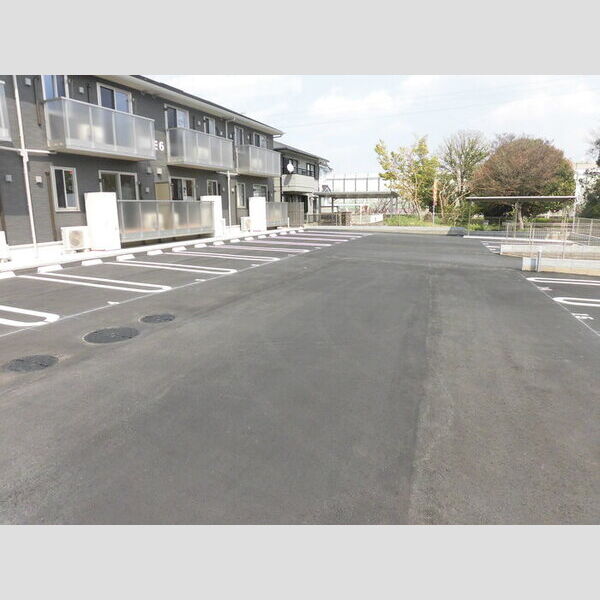 駐車場 (駐車場)