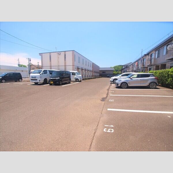 駐車場 (駐車場)