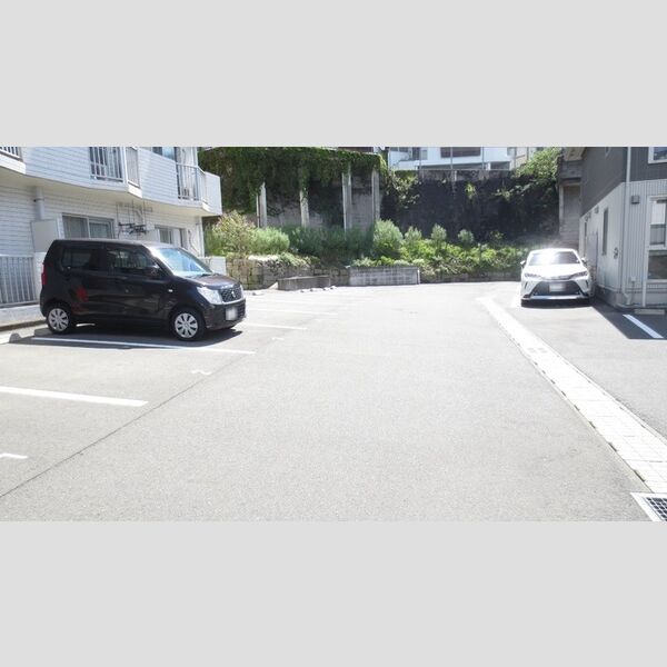 駐車場 (駐車場)