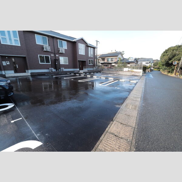 駐車場 (駐車場)