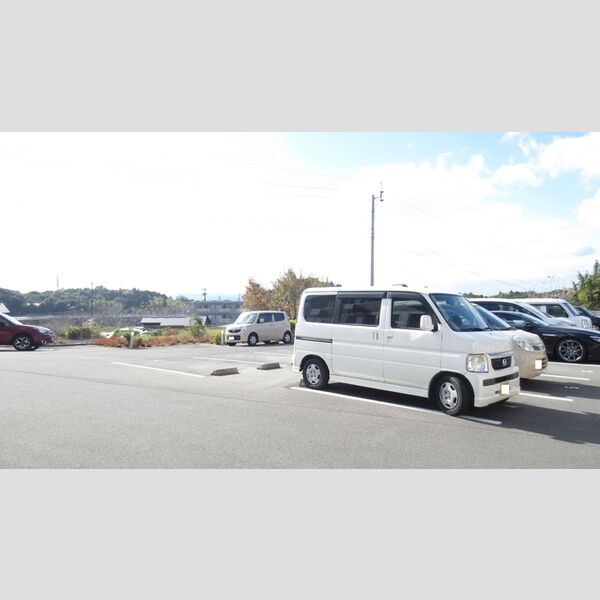 駐車場 (駐車場)