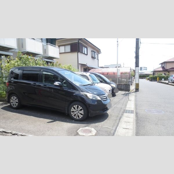 駐車場 (駐車場)