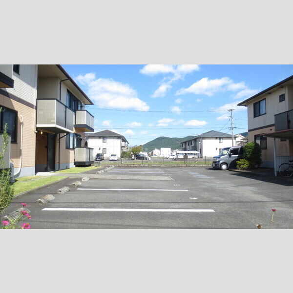 駐車場 (駐車場)