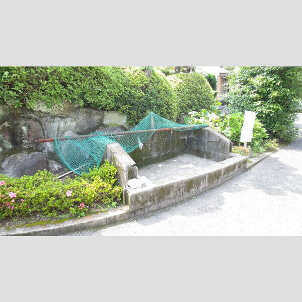 現地周辺 (ゴミステーション)