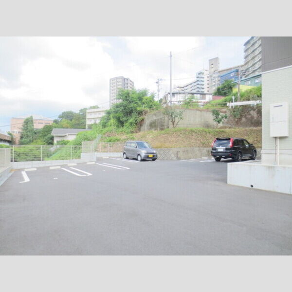駐車場 (駐車場)
