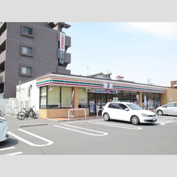現地周辺 (セブンイレブン鹿児島上荒田町店　113m)