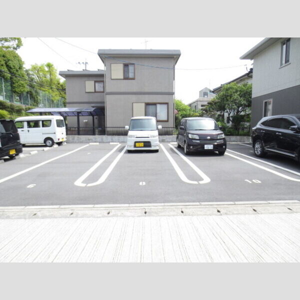 駐車場 (駐車場)