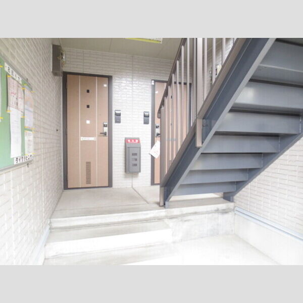現地周辺 (1階ロビー)