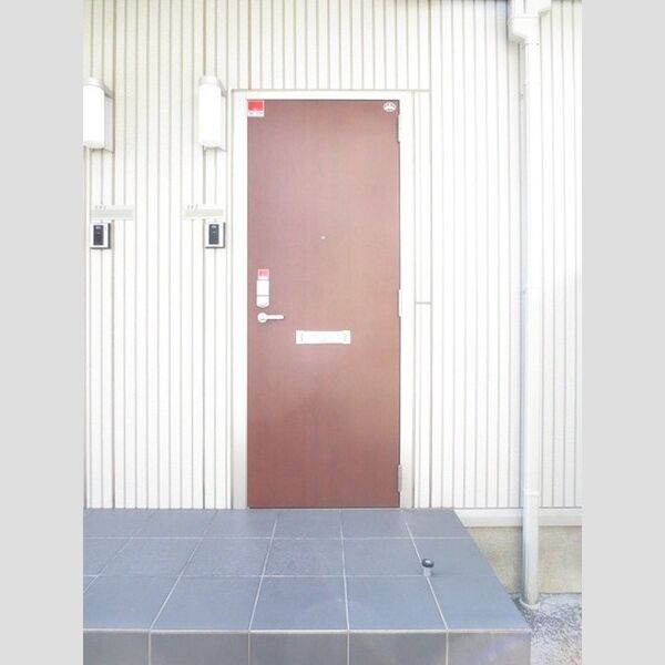 エントランス (102　エントランス)