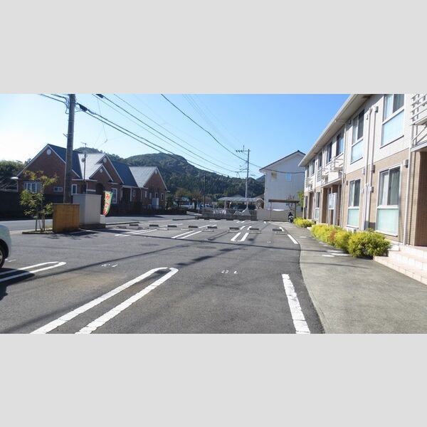 駐車場 (駐車場)