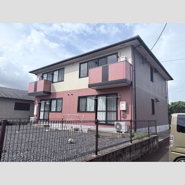 建物外観 (B棟 外観)