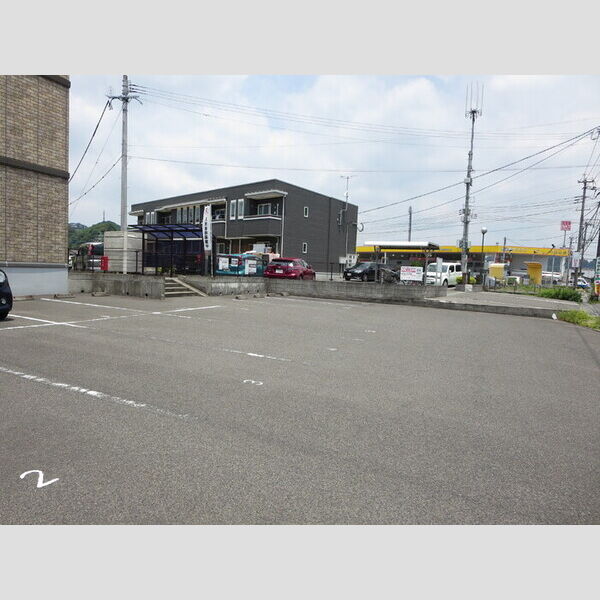 駐車場 (駐車場)
