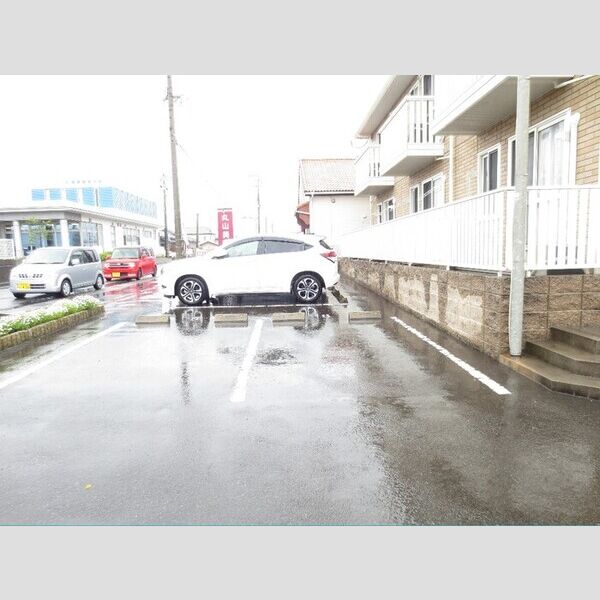 駐車場 (駐車場)