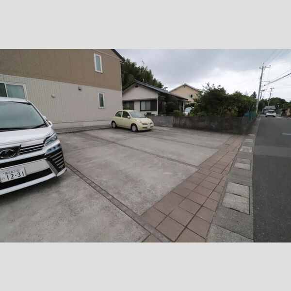 駐車場 (駐車場)