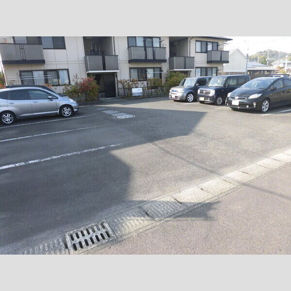 駐車場 (駐車場)