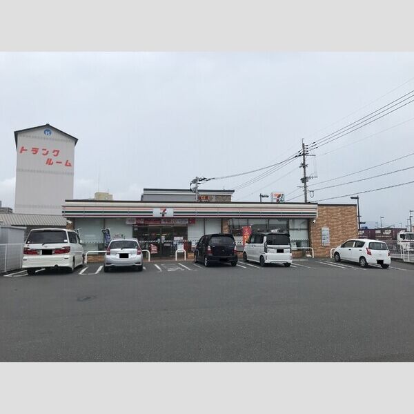 現地周辺 (セブンイレブン住吉店　340m)
