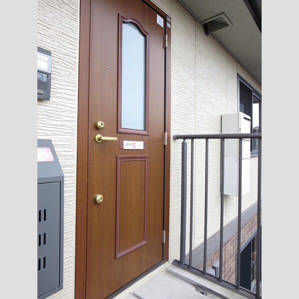 エントランス (201　エントラス)