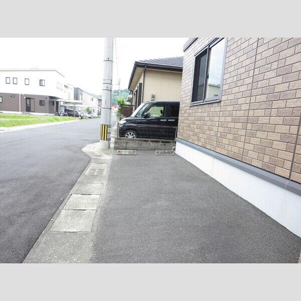 駐車場 (駐車場)