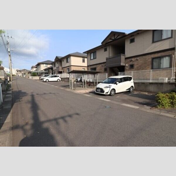 駐車場 (駐車場)