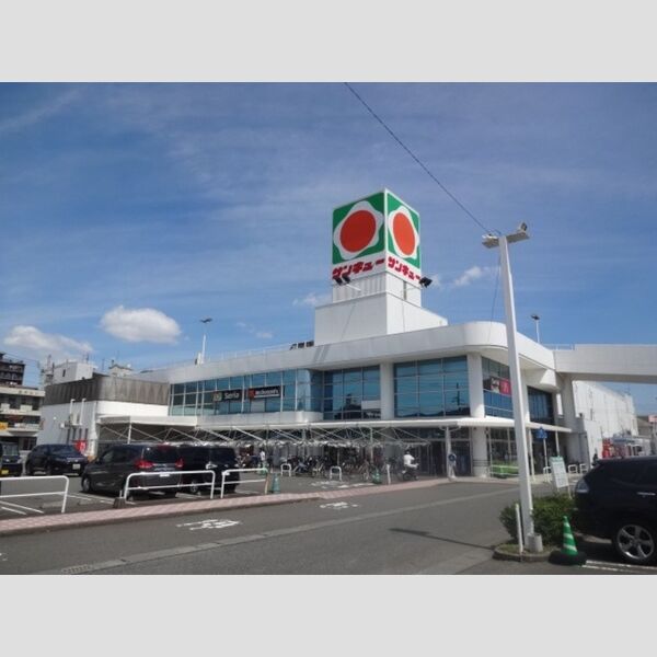 現地周辺 (サンキュー和田店(1061m))
