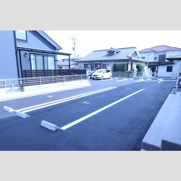 駐車場 (駐車場)