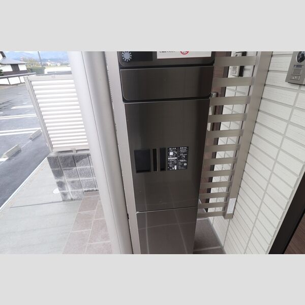 現地周辺 (宅配ボックス)