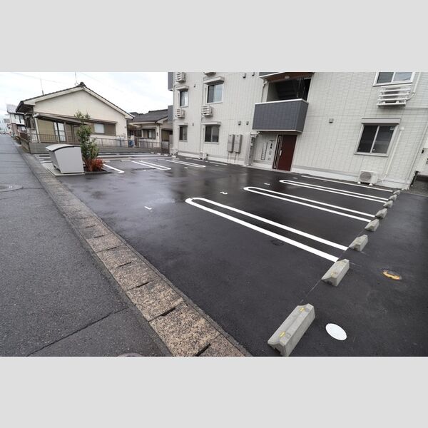 駐車場 (駐車場)