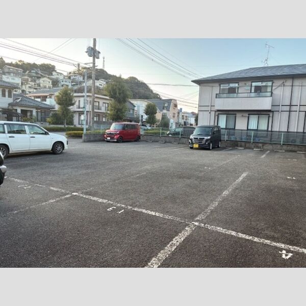 駐車場 (駐車場)