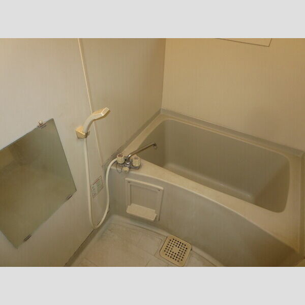 バス (A201　浴室)