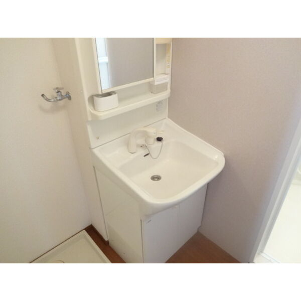 洗面所 (202　洗面所)