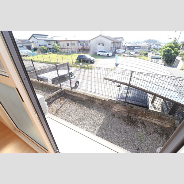 その他 (102　専用庭)