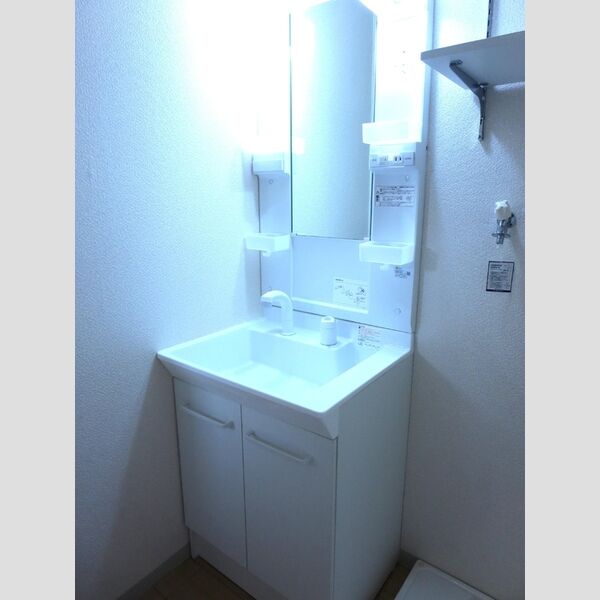 洗面所 (202　洗面所)