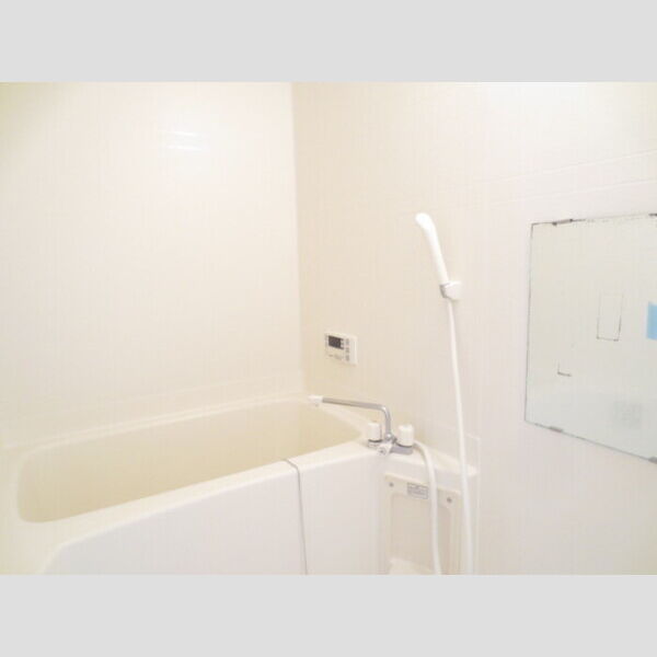 バス (103　浴室)