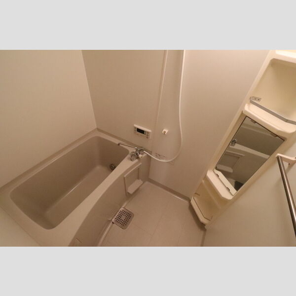 バス (103　浴室)