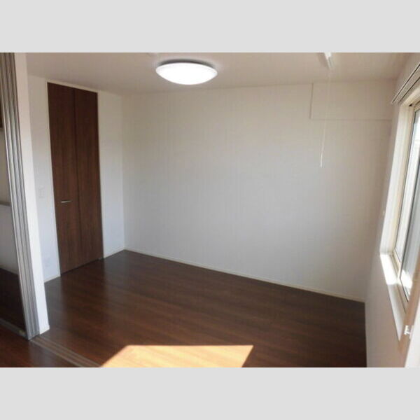 その他 (302　洋室)