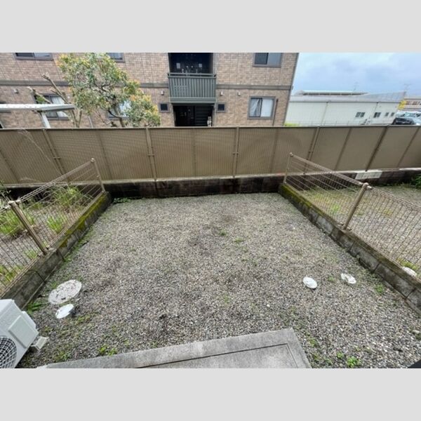 その他 (A105 専用庭)