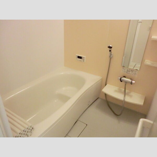 バス (102 浴室)