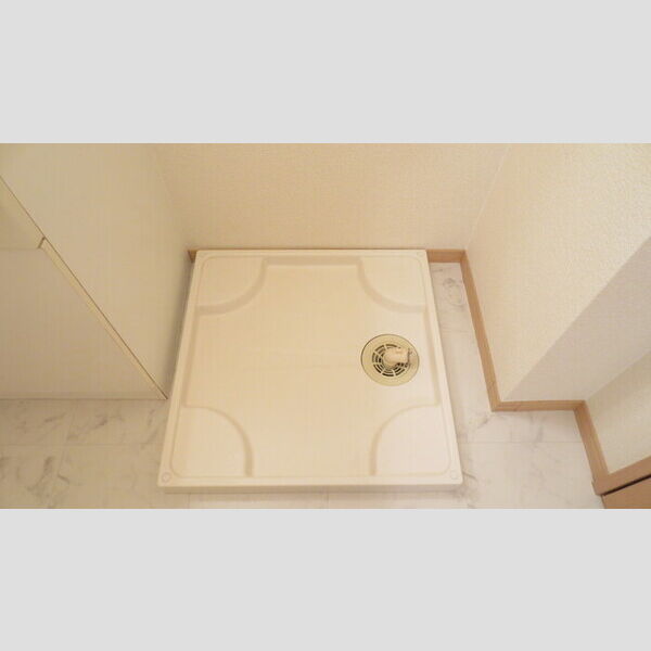 その他 (103 洗濯機置き場)