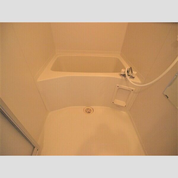 バス (D105　浴室)