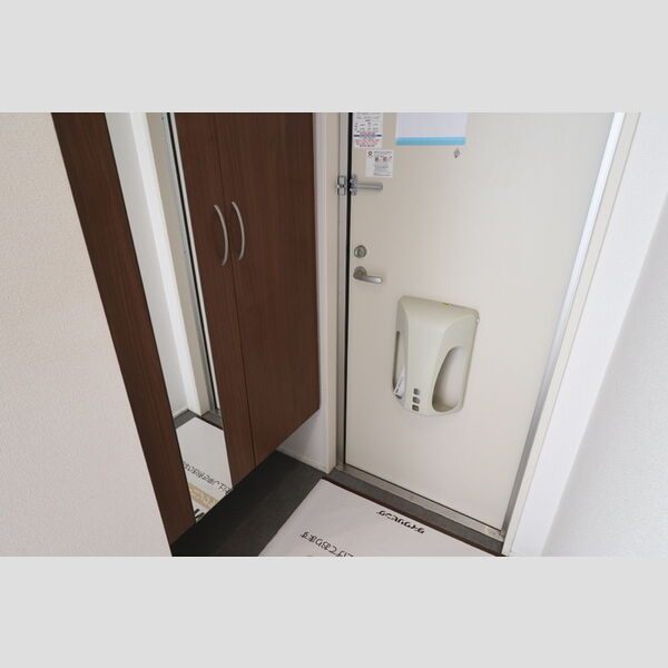 玄関 (102　玄関)