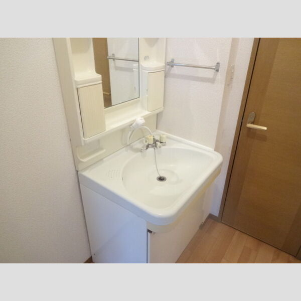 洗面所 (101　洗面所)