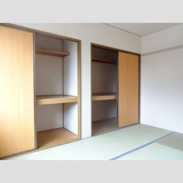 収納 (101　押入れ)