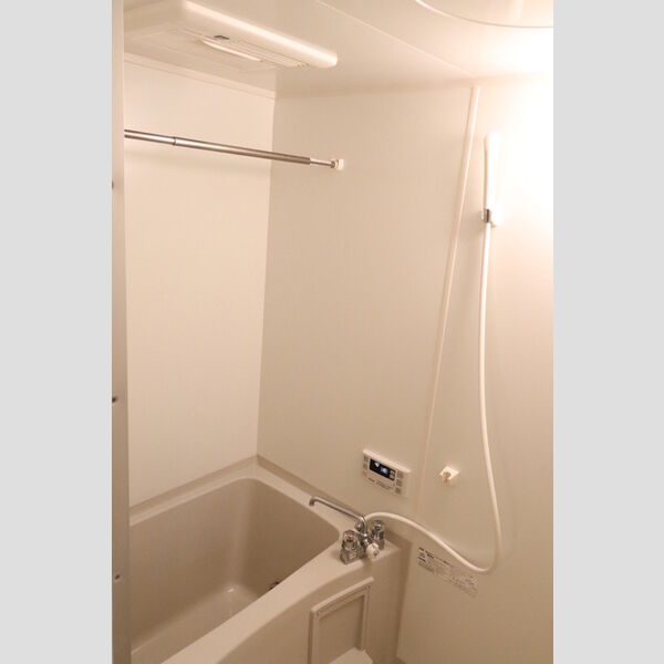 バス (101　浴室)